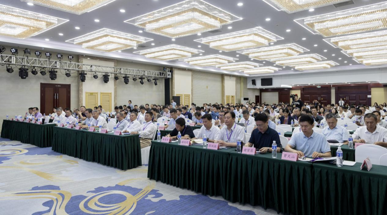 中国教育发展战略学会第四届第二次会员代表大会暨教育事业“十五五”规划研讨会在京举行